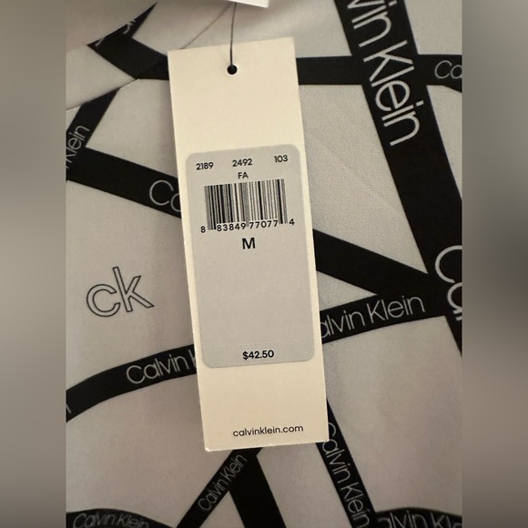 NWT Calvin Klein men’s medium - Picture 2 of 2